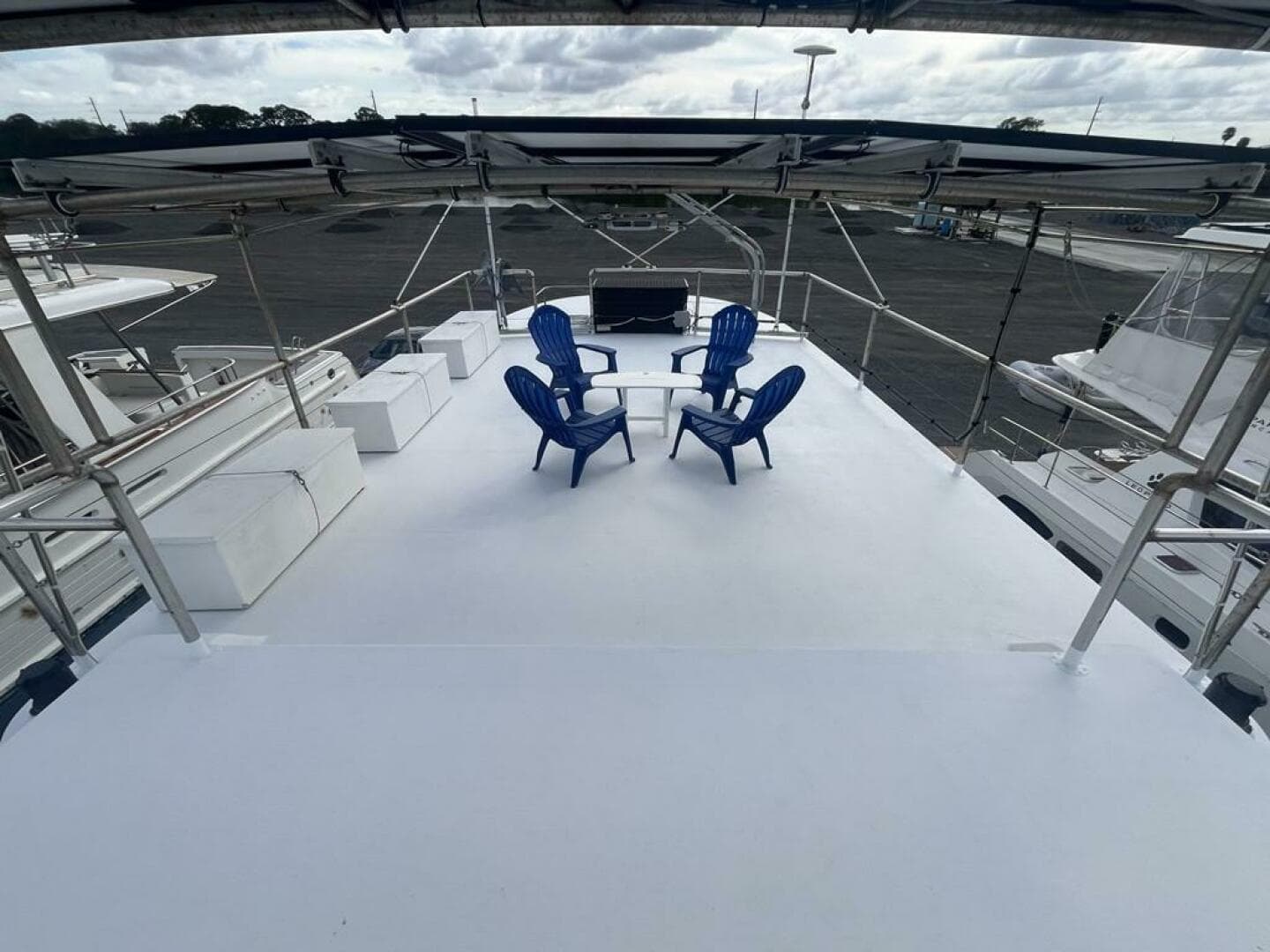 1987 Custom Pilothouse — photo 9