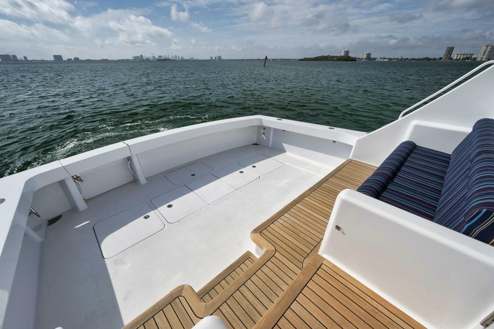 2007 Viking 52 Sport Coupe — photo 43