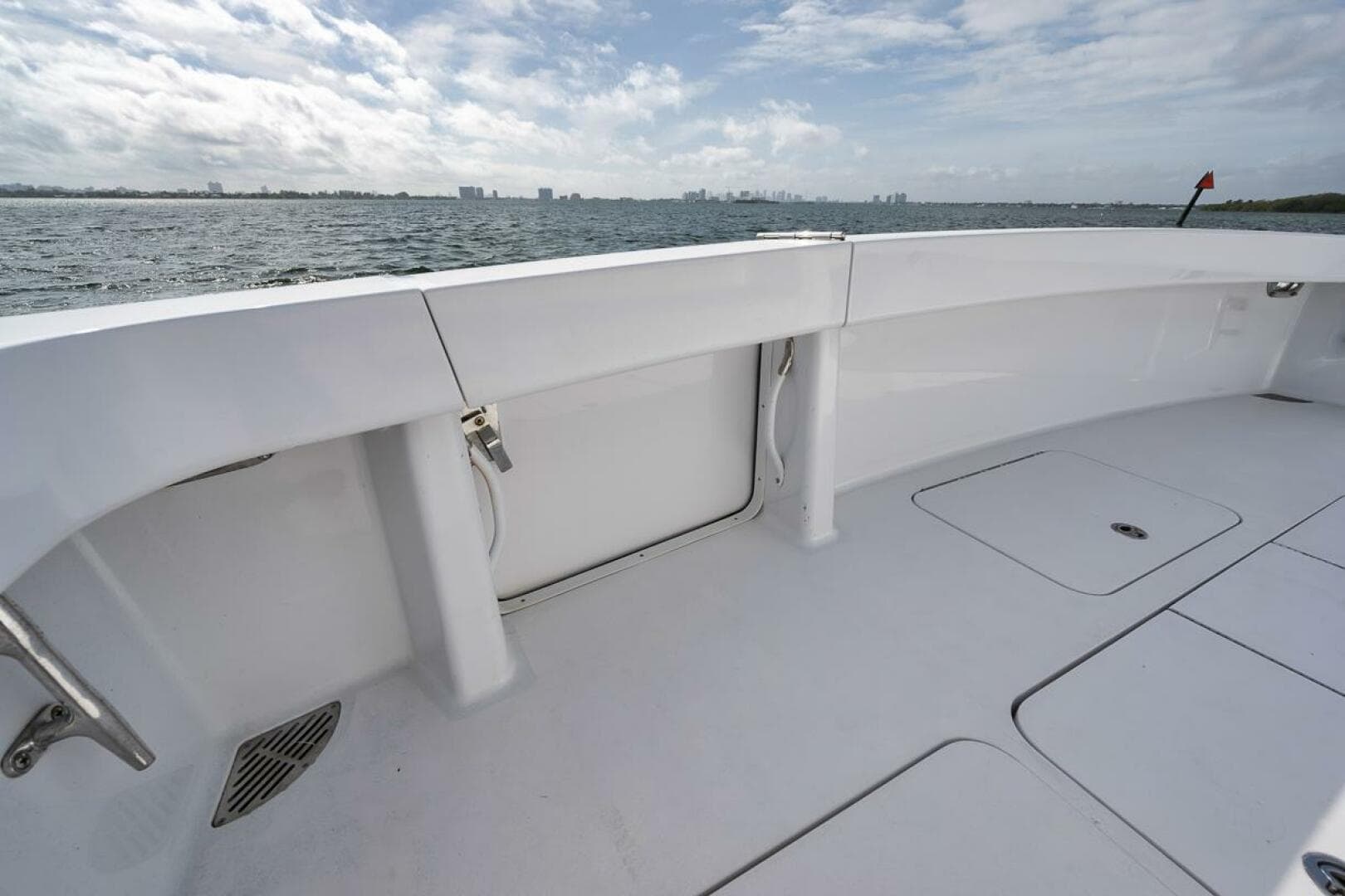 2007 Viking 52 Sport Coupe — photo 48