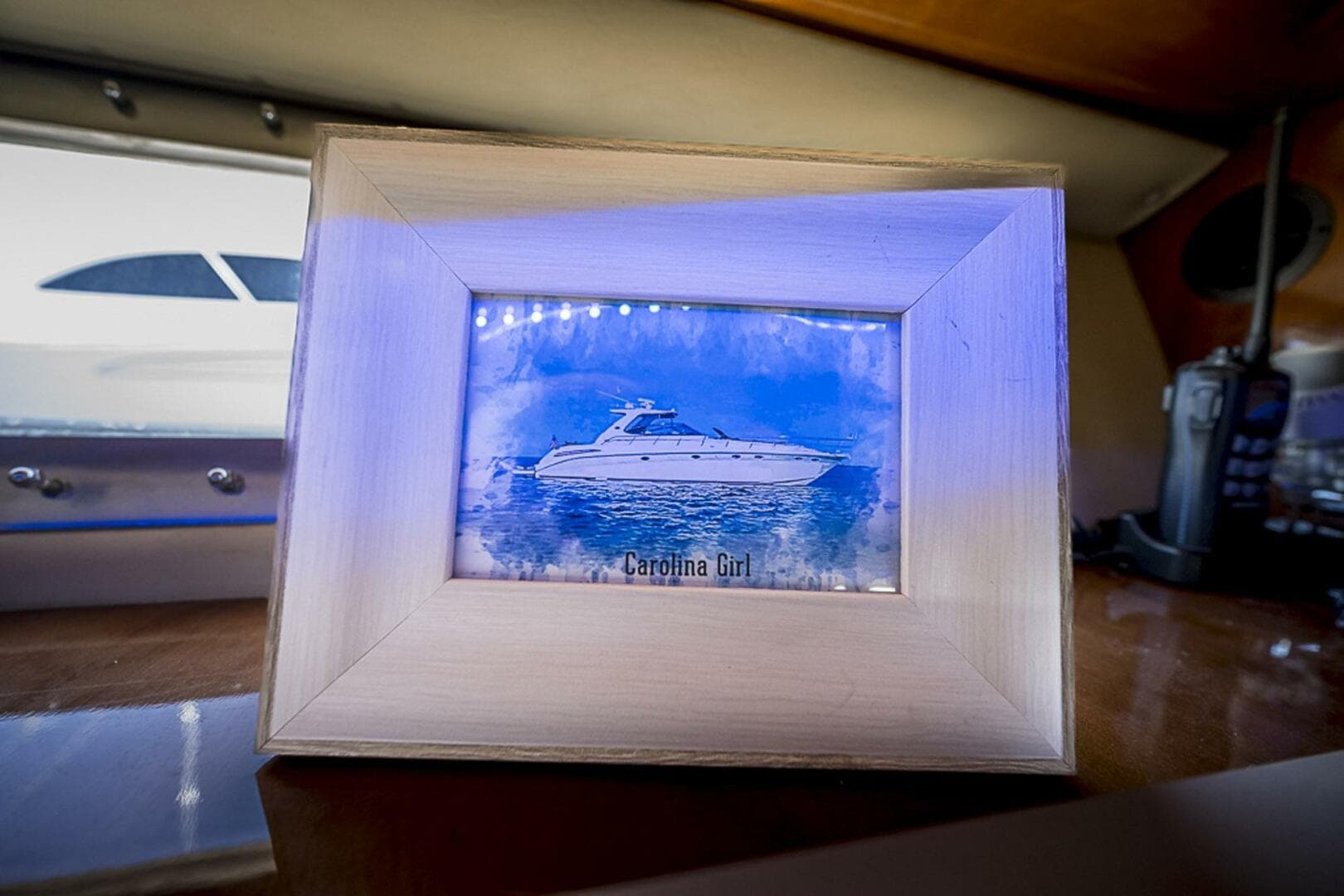 2002 Sea Ray 550 Sundancer — photo 48