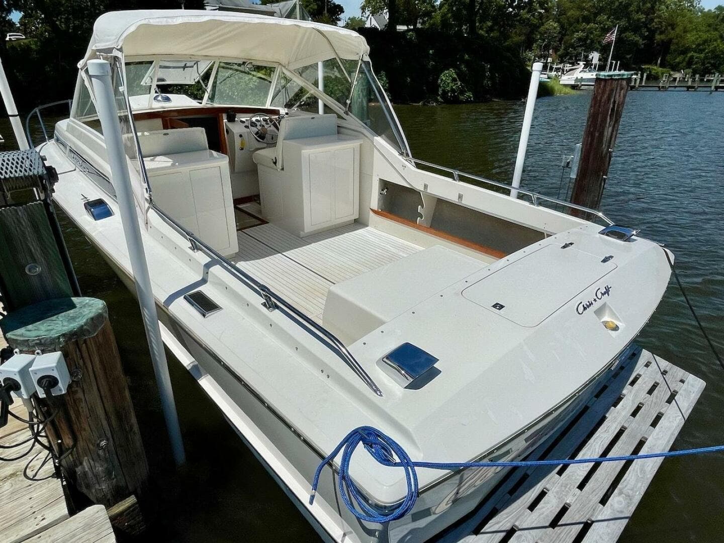 2013 Chris-Craft Lancer Sportsman — photo 7