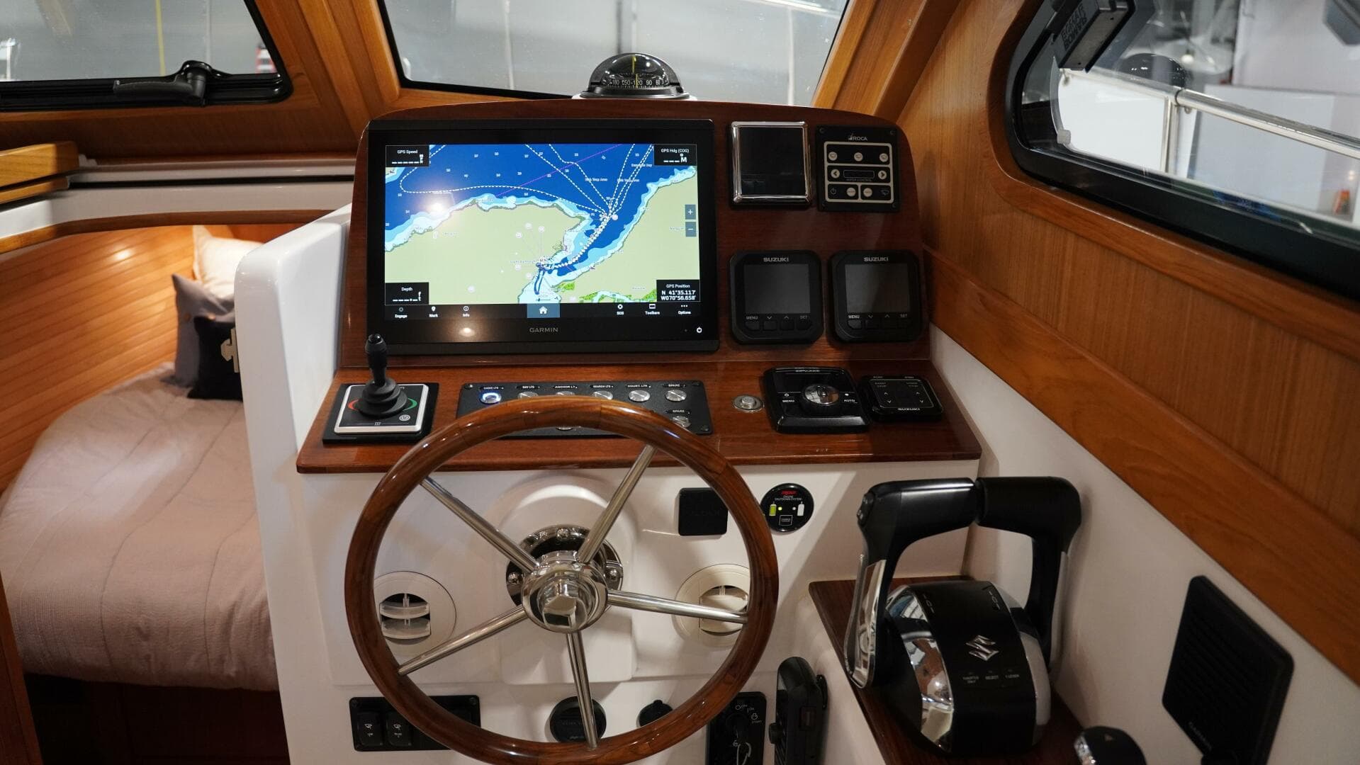 2024 True North 34 — photo 12