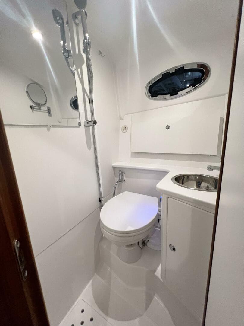 2024 True North 34 — photo 16