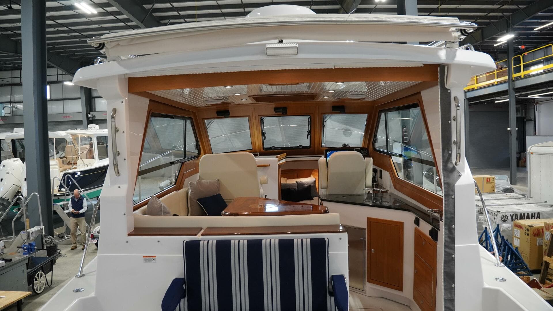 2024 True North 34 — photo 5