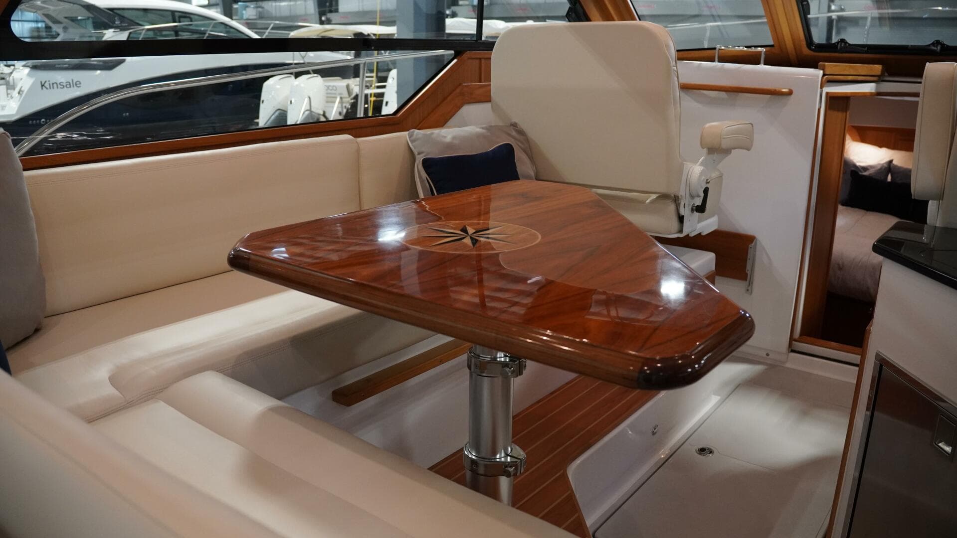 2024 True North 34 — photo 8