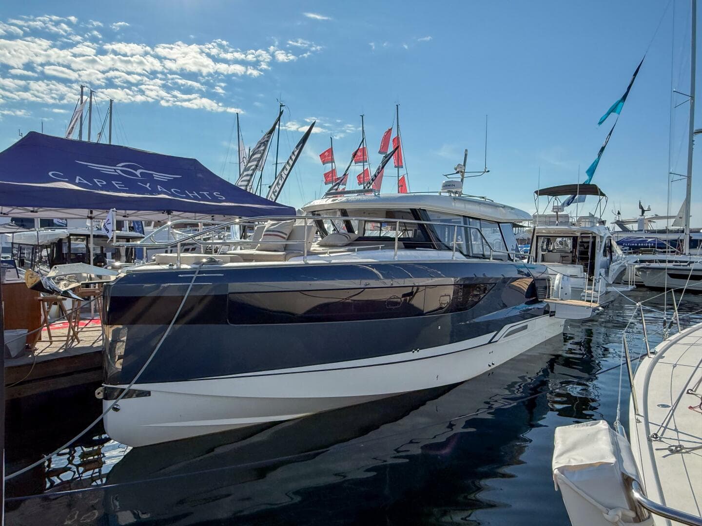 2026 Wellcraft 44 Explorer — photo 1