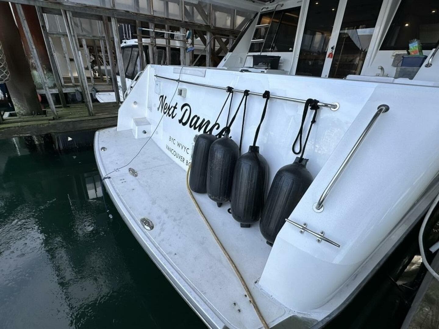 1993 West Bay Pilothouse — photo 5