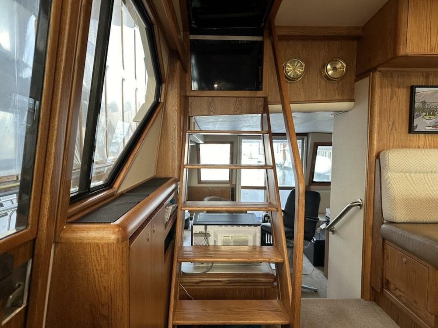 1993 West Bay Pilothouse — photo 15