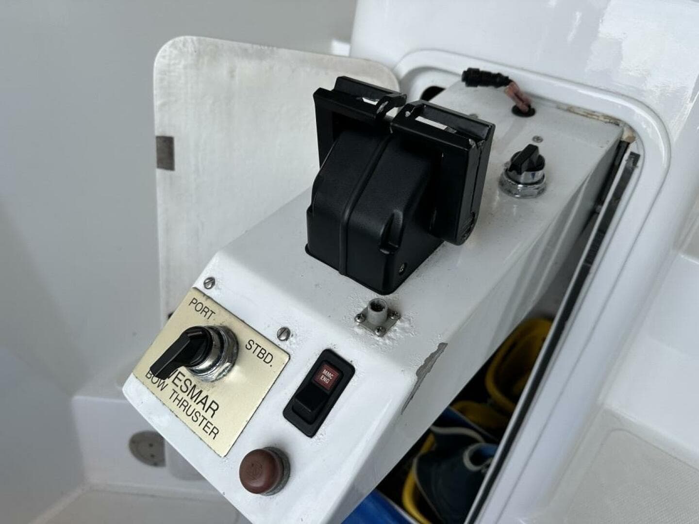 1993 West Bay Pilothouse — photo 7