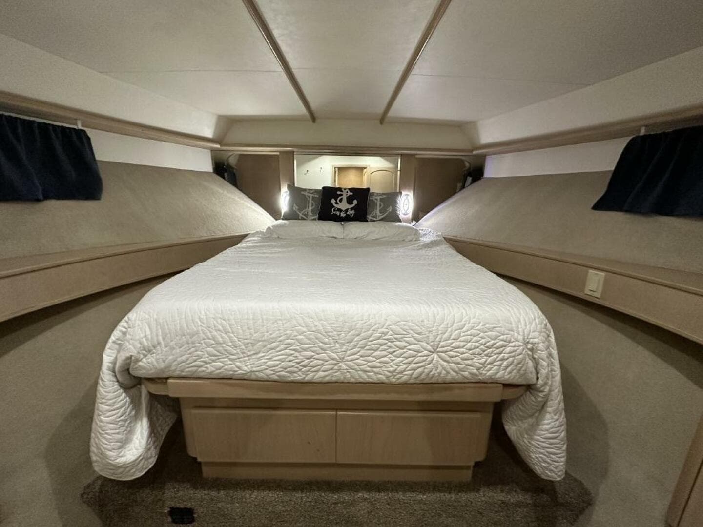 1993 West Bay Pilothouse — photo 27