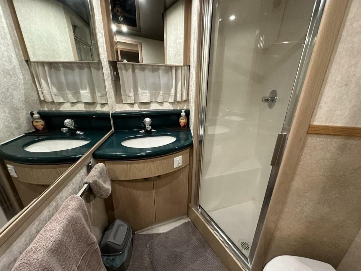 1993 West Bay Pilothouse — photo 42