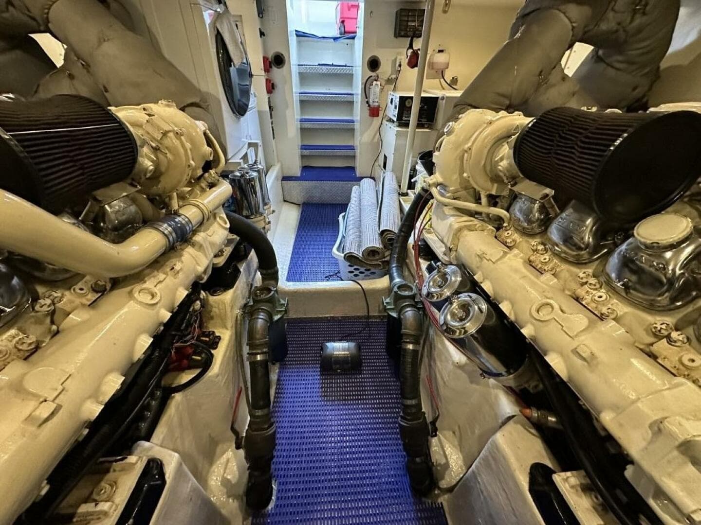 1993 West Bay Pilothouse — photo 47