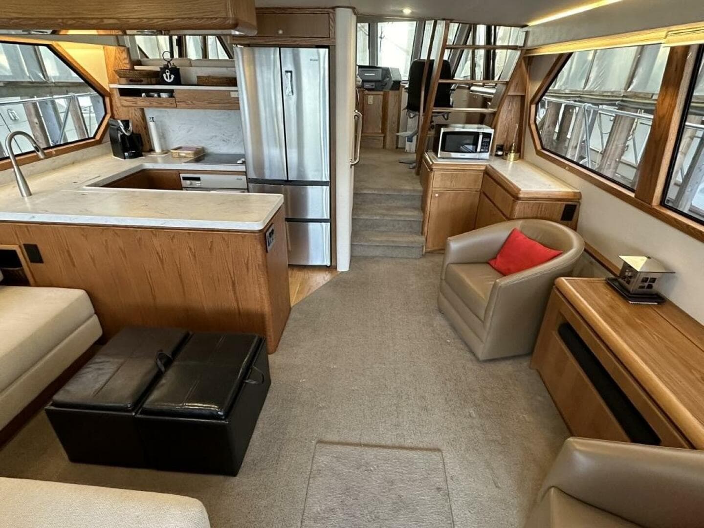 1993 West Bay Pilothouse — photo 14