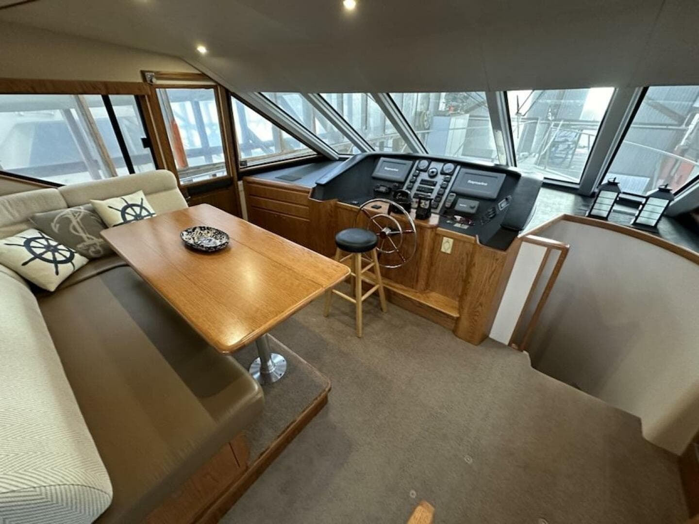 1993 West Bay Pilothouse — photo 20
