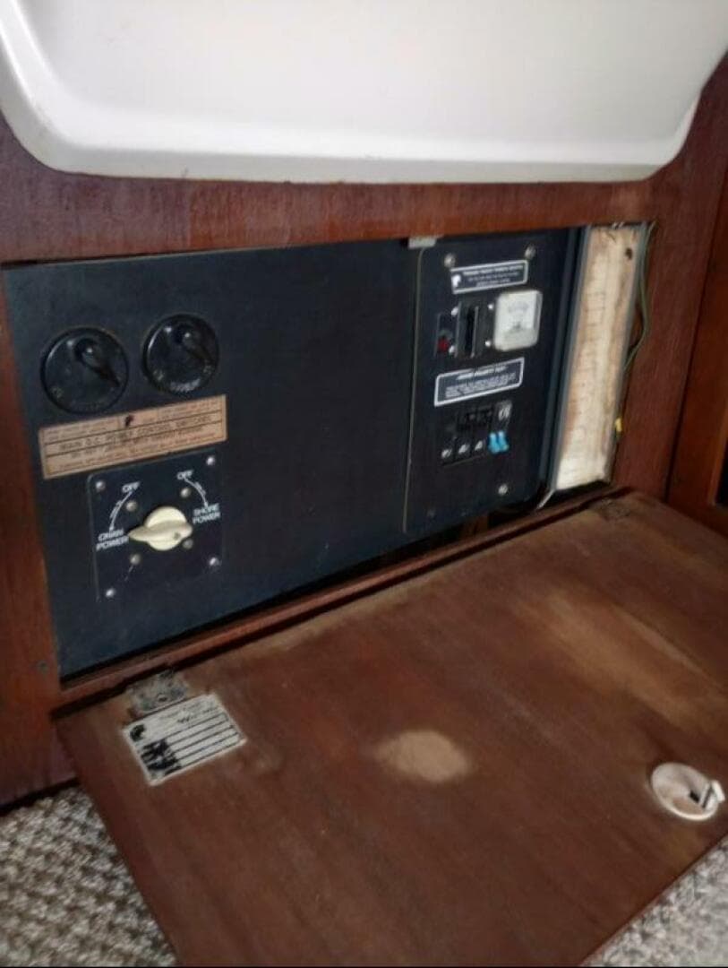 1977 Trojan — photo 6