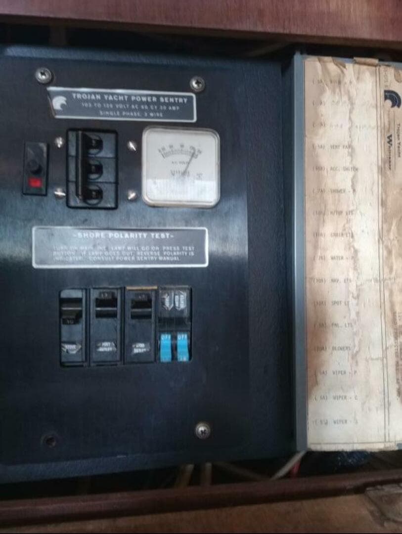 1977 Trojan — photo 5