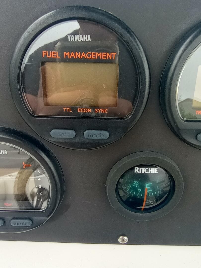 2002 Angler — photo 20