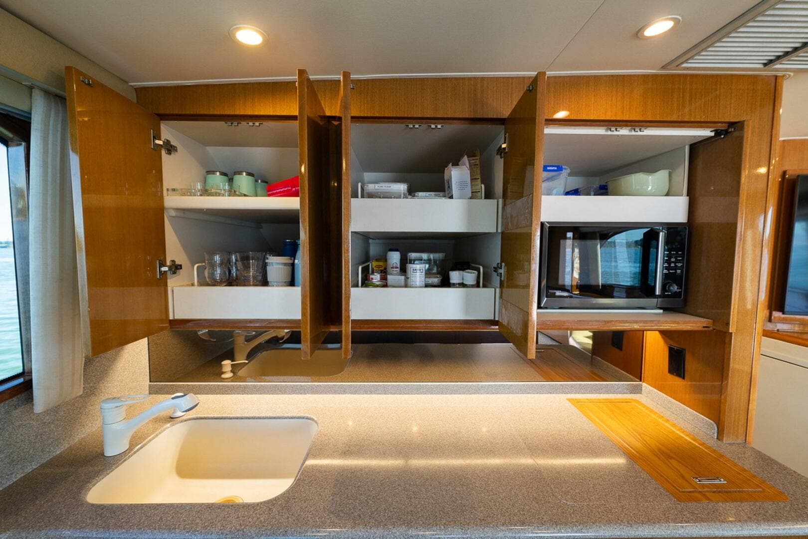 2002 Viking Convertible — photo 16