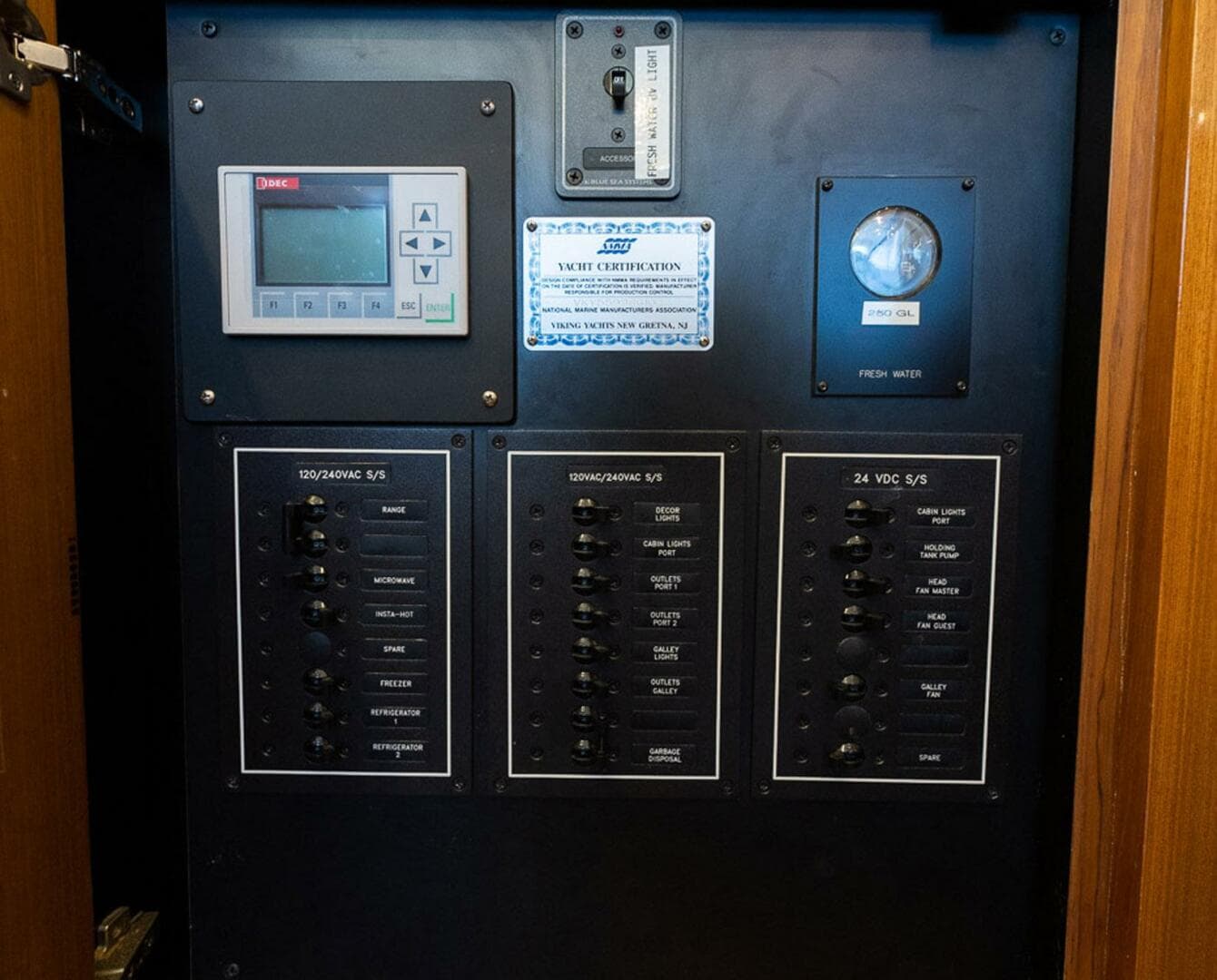 2002 Viking Convertible — photo 11