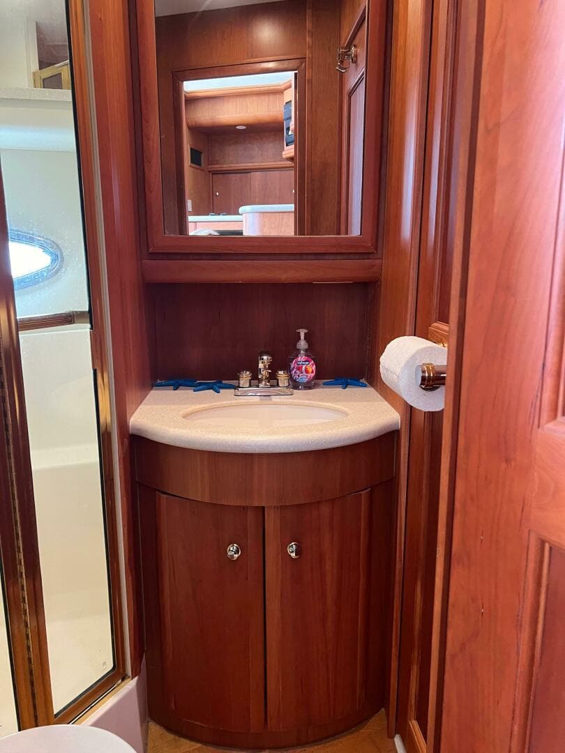 2002 Silverton 39 — photo 14