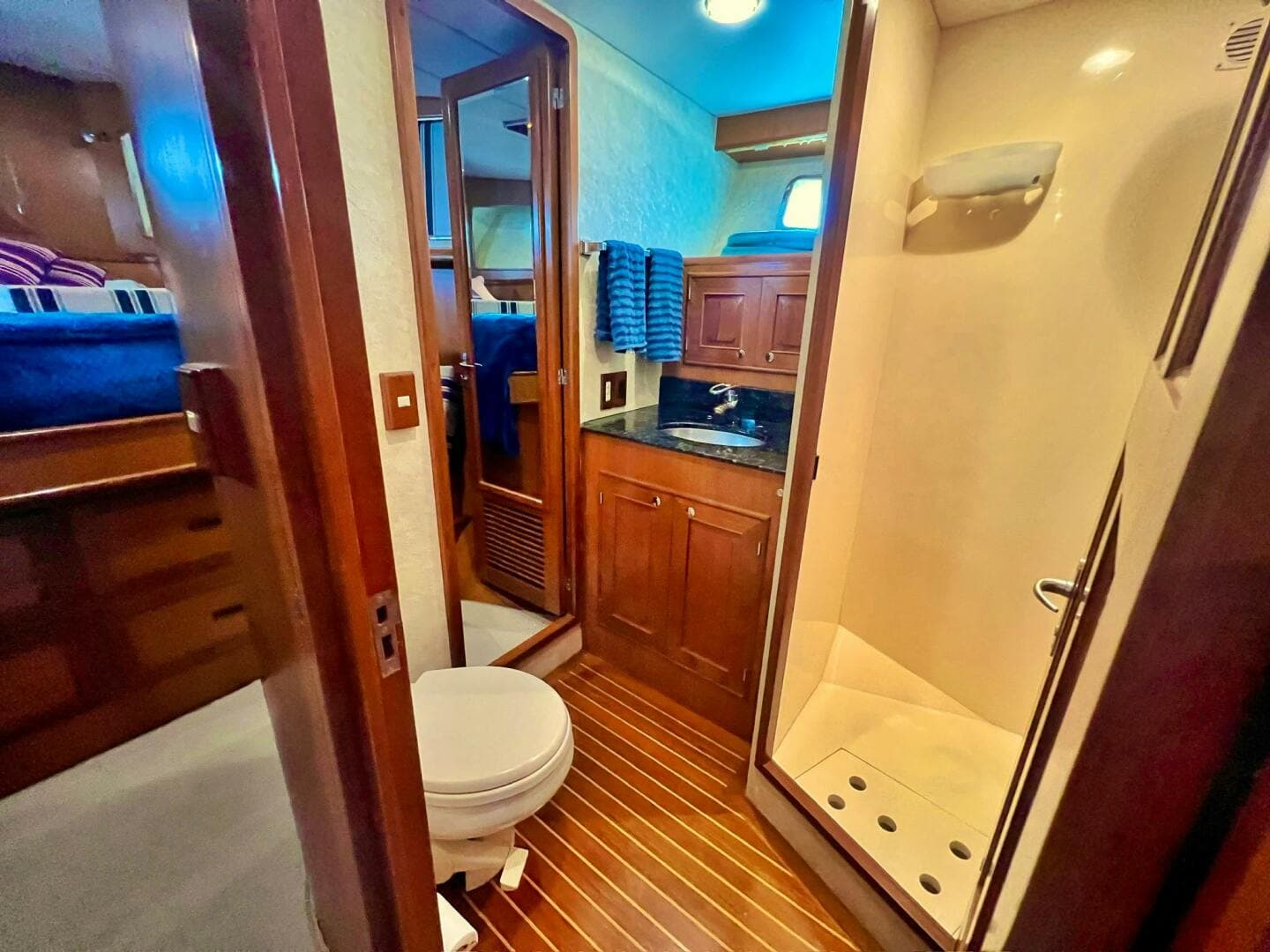 2000 Grand Alaskan 60 Pilothouse — photo 10
