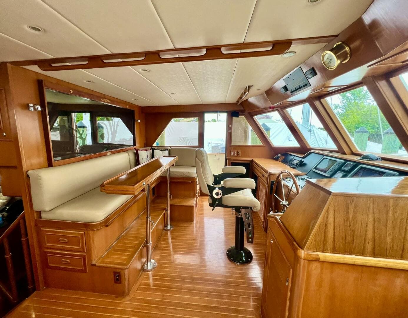 2000 Grand Alaskan 60 Pilothouse — photo 12