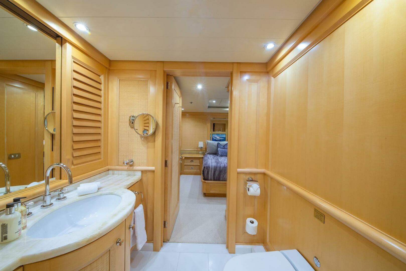 2004 Amels — photo 19