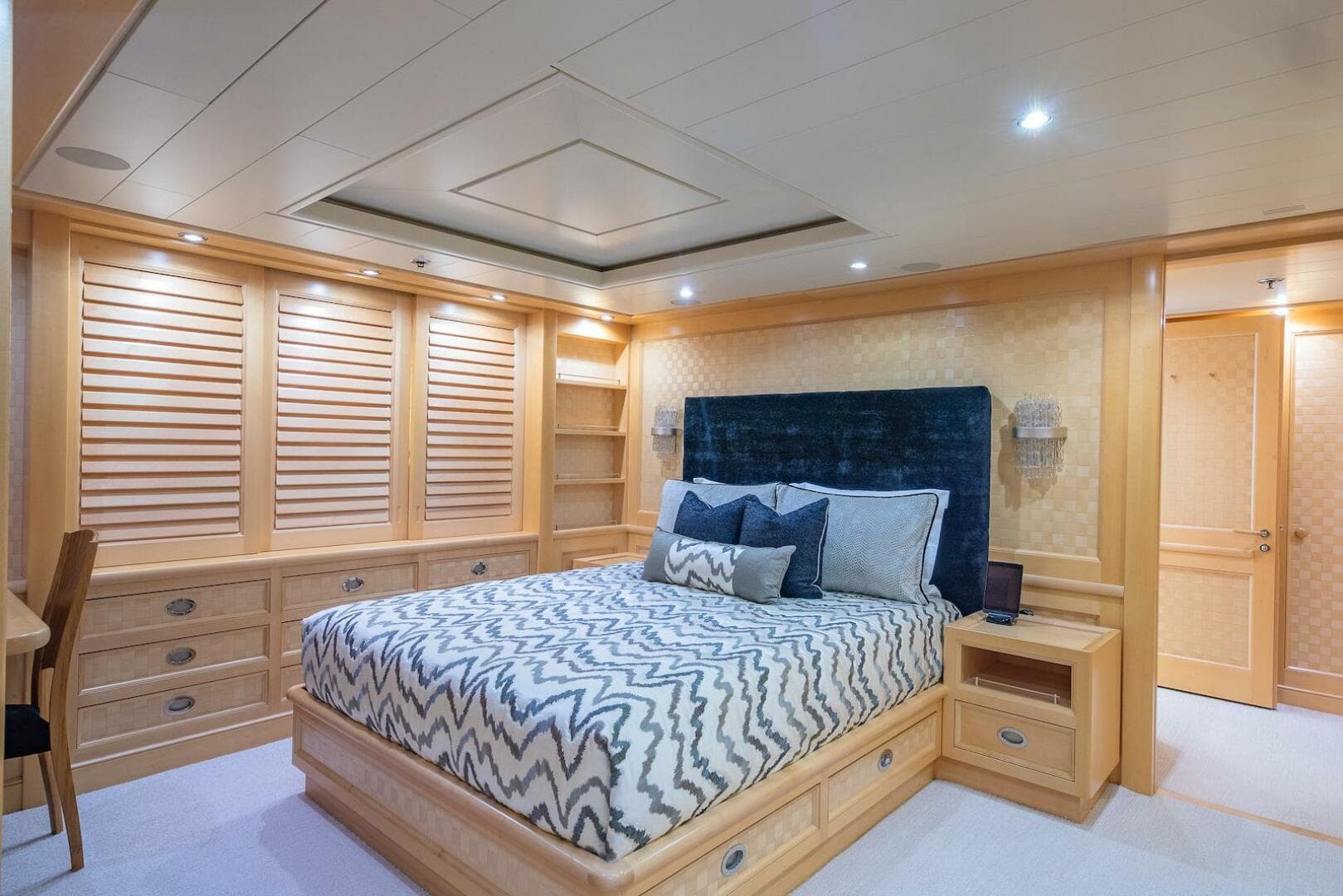 2004 Amels — photo 14