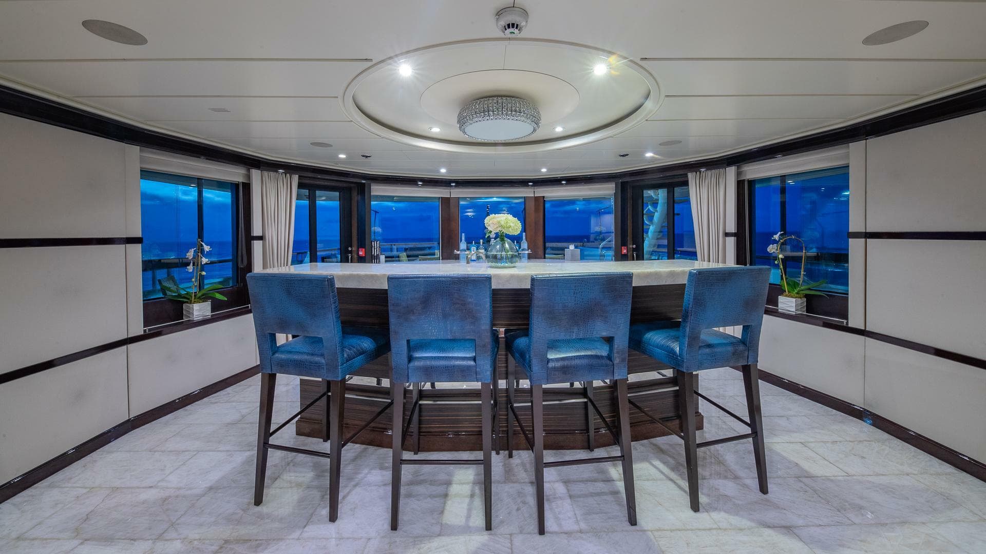 2004 Amels — photo 23