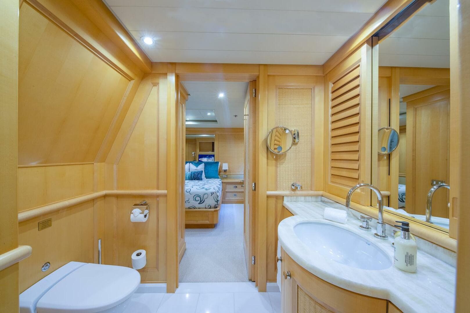 2004 Amels — photo 17