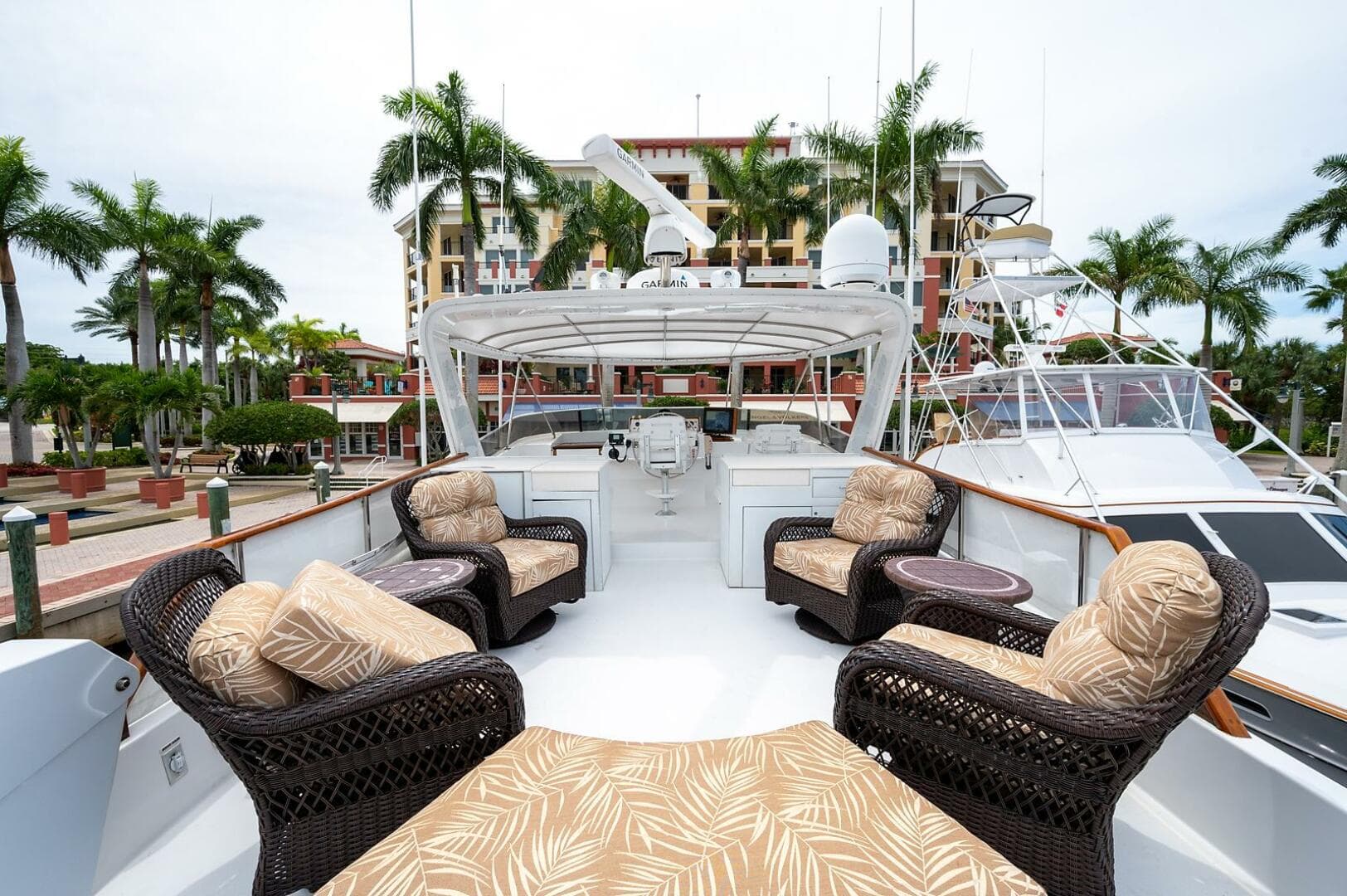 1986 Tollycraft Pilothouse — photo 13