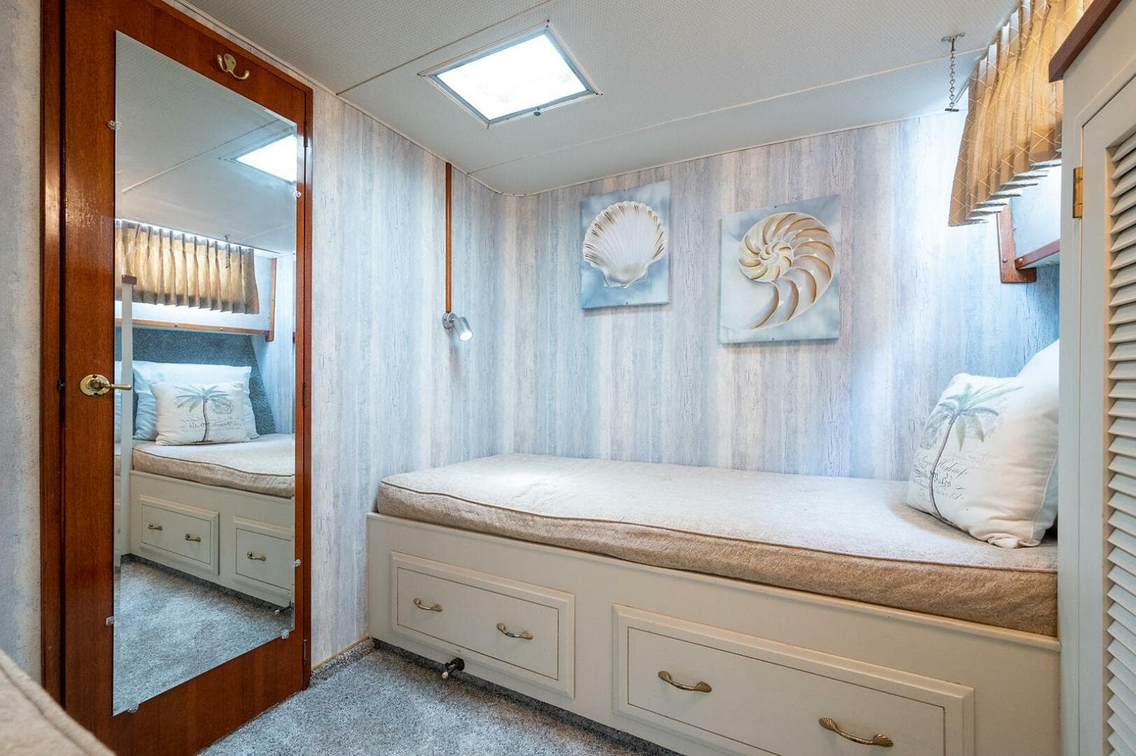 1986 Tollycraft Pilothouse — photo 39