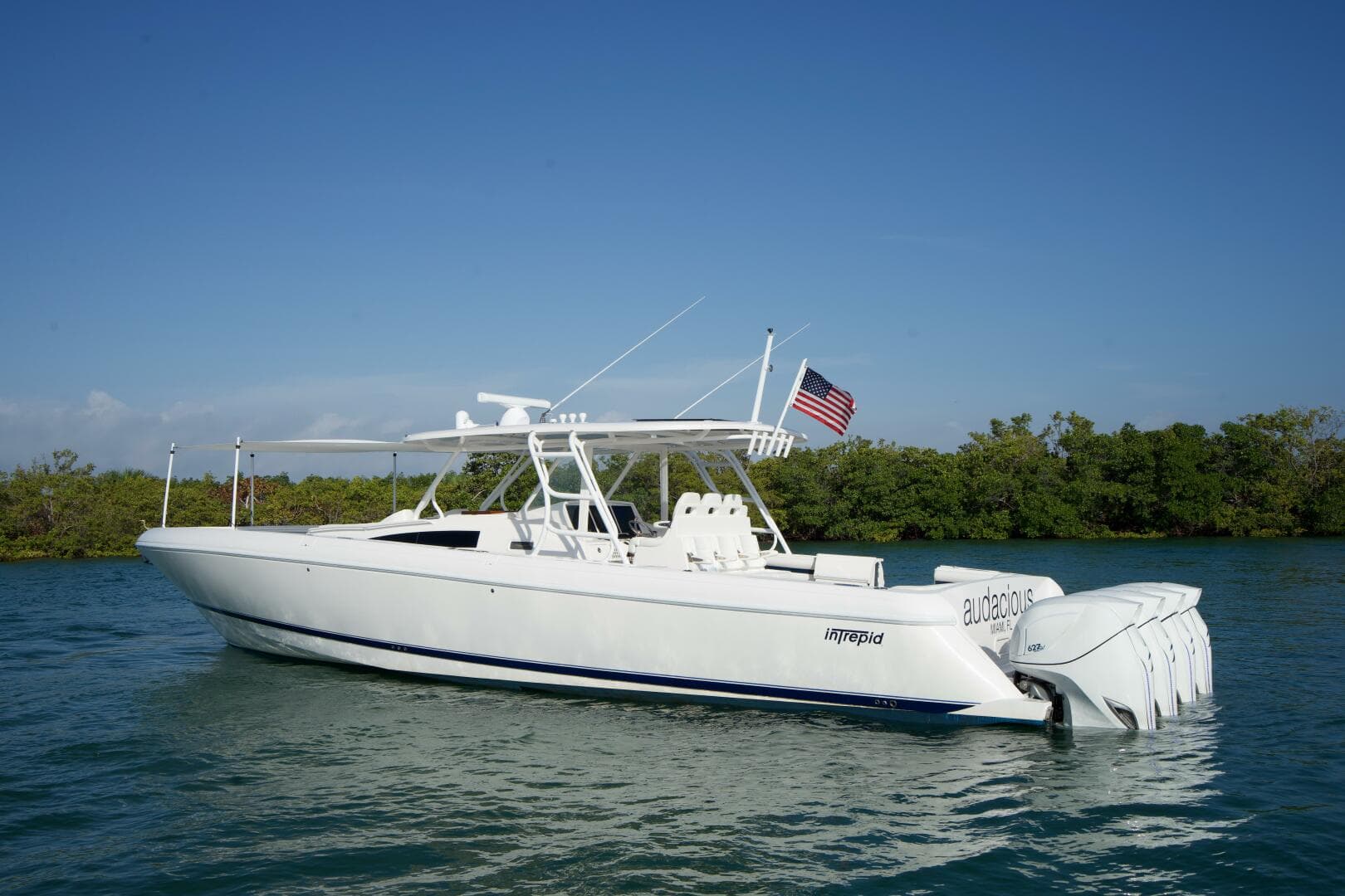 2016 Intrepid 47’ Intrepid, — photo 2