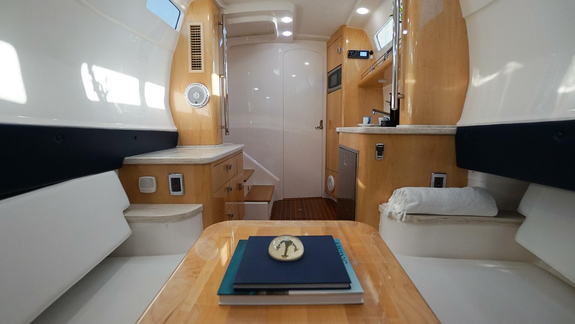2016 Intrepid 47’ Intrepid, — photo 25