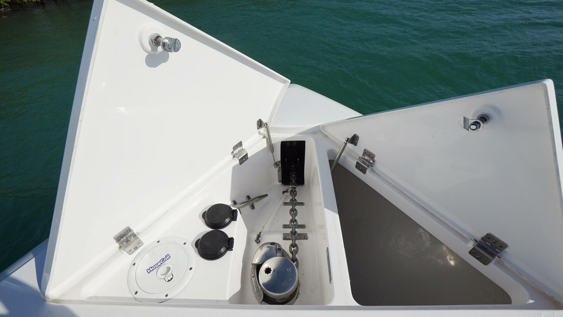 2016 Intrepid 47’ Intrepid, — photo 18