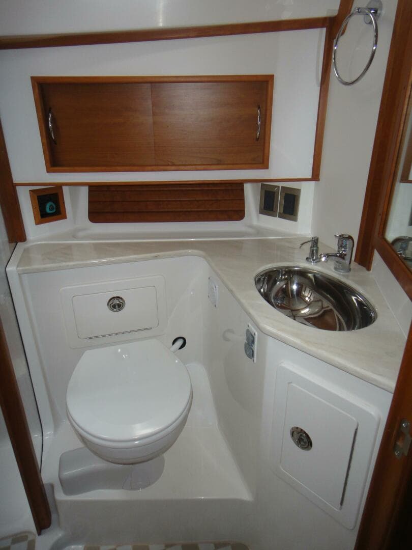 2018 Sabre 48 Salon Express — photo 24