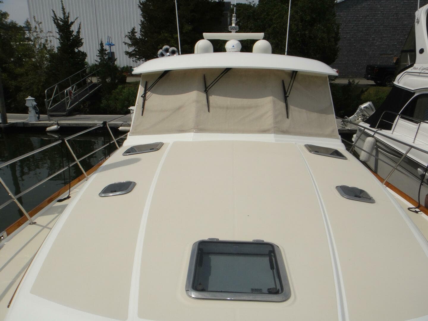 2018 Sabre 48 Salon Express — photo 2