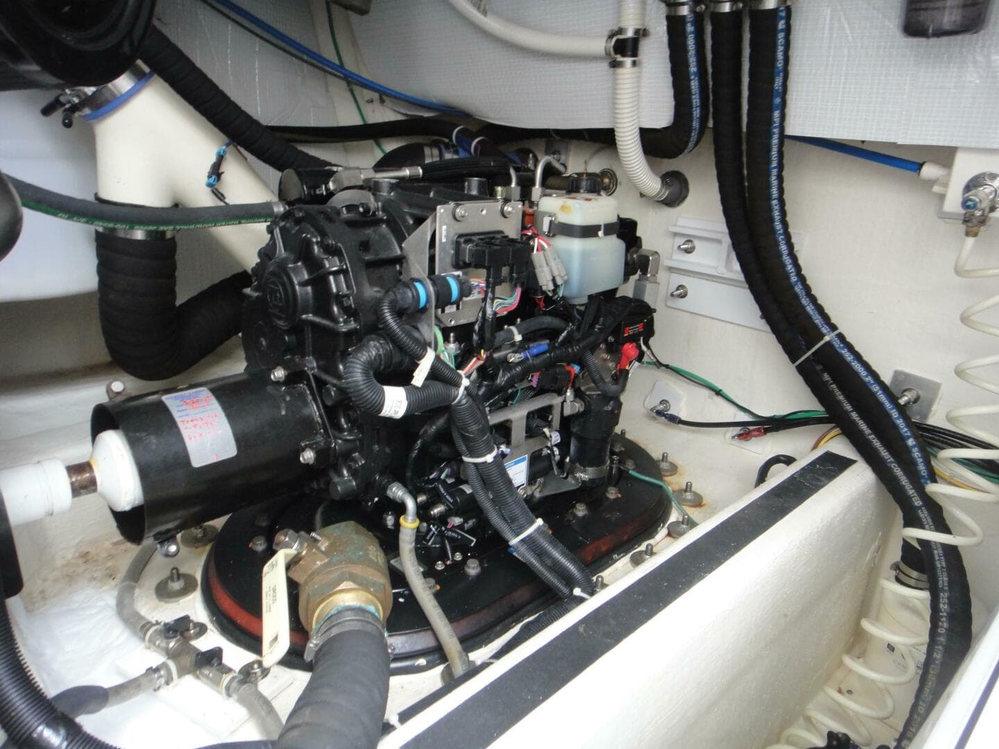 2018 Sabre 48 Salon Express — photo 32