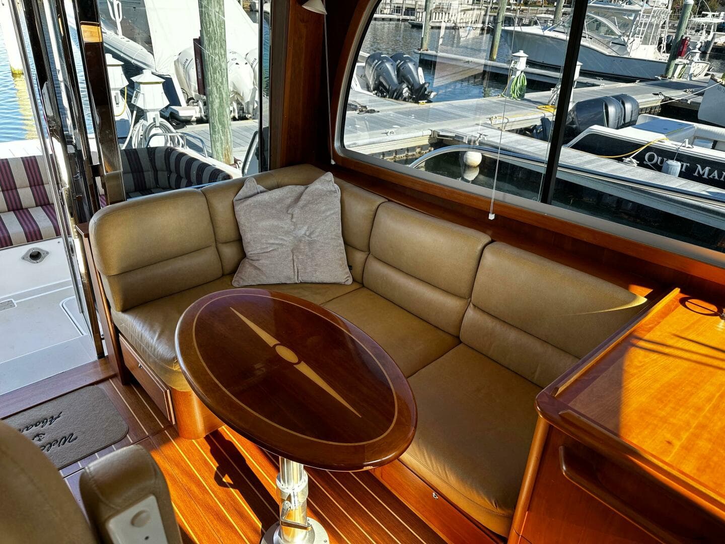 2014 Sabre 42 Salon Express — photo 14