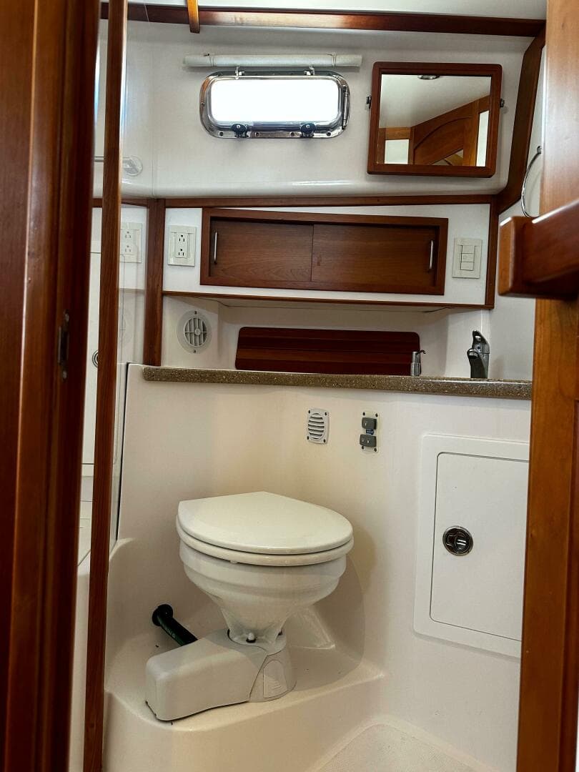 2014 Sabre 42 Salon Express — photo 31