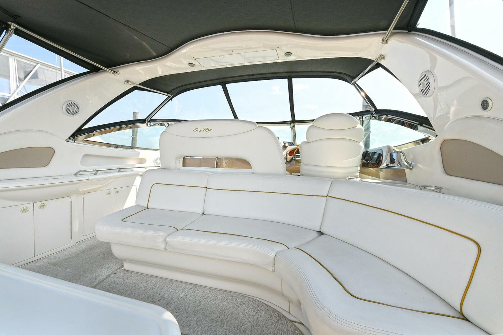 2000 Sea Ray 460 Sundancer — photo 18