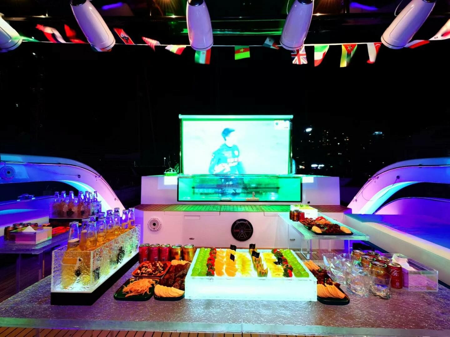 2026 Diamond Yachts P55 Power Catamaran — photo 11