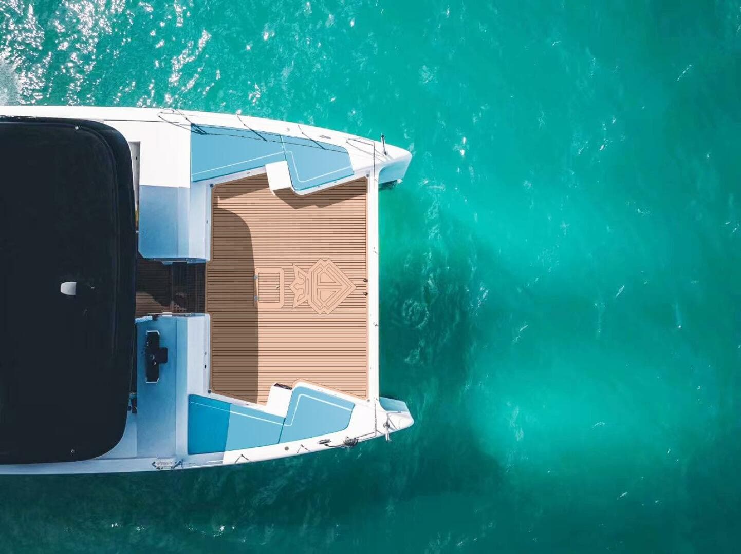 2026 Diamond Yachts P55 Power Catamaran — photo 3