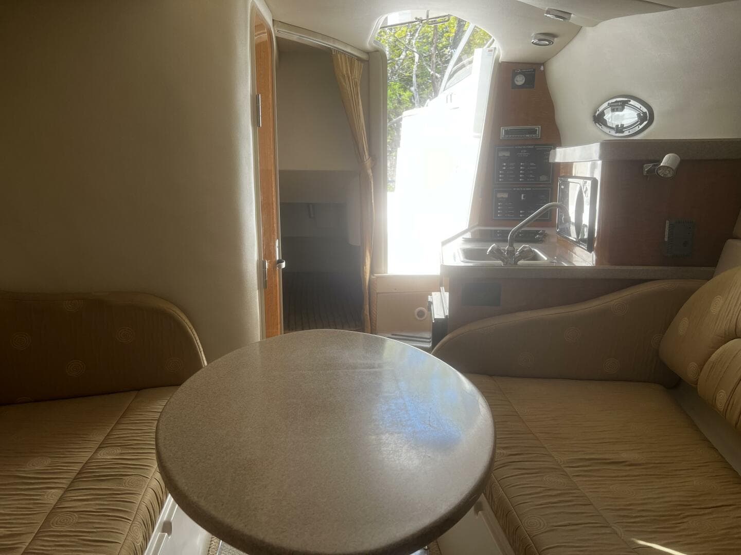 2004 Regal Commodore — photo 25