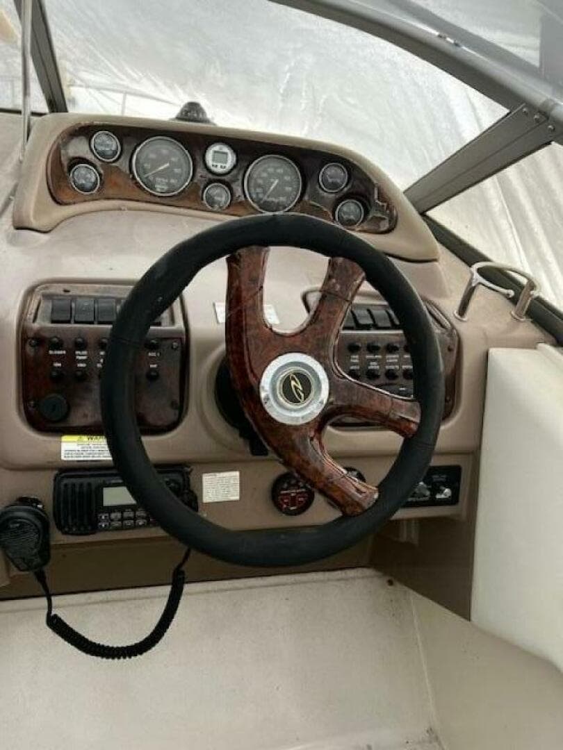 2004 Regal Commodore — photo 9