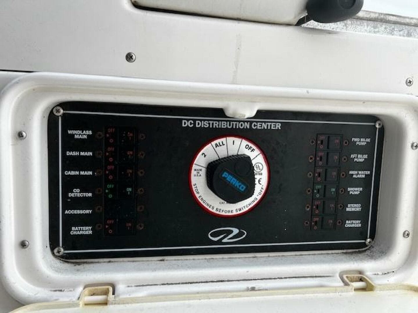 2004 Regal Commodore — photo 16