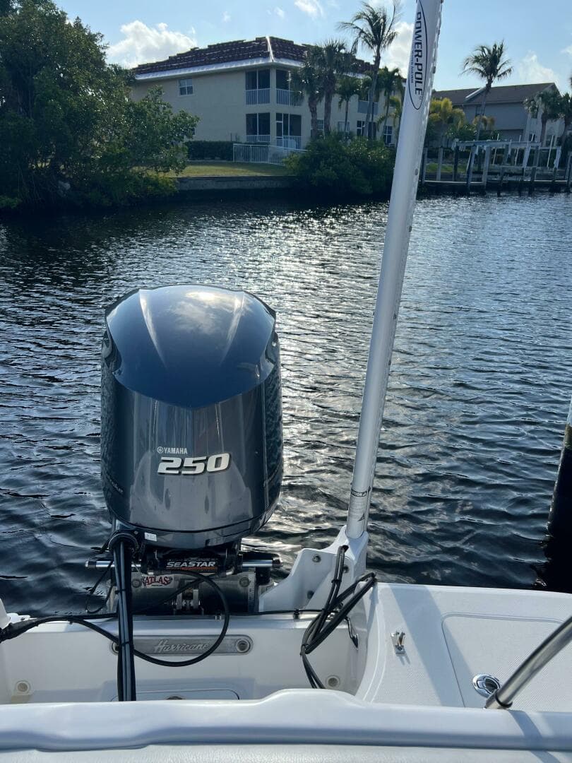 2017 Hurricane CC 231 — photo 6