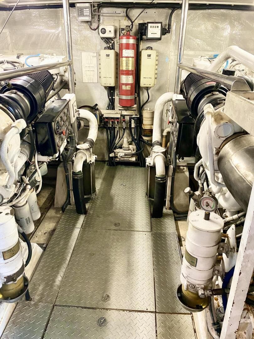 1998 Tarrab Yachts Tarrab 88 — photo 29