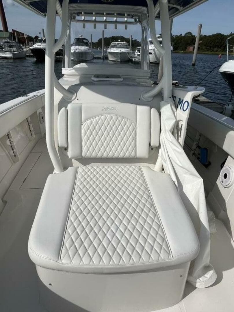 2020 Jupiter 34 C/c — photo 16