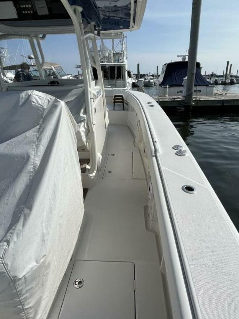 2020 Jupiter 34 C/c — photo 22